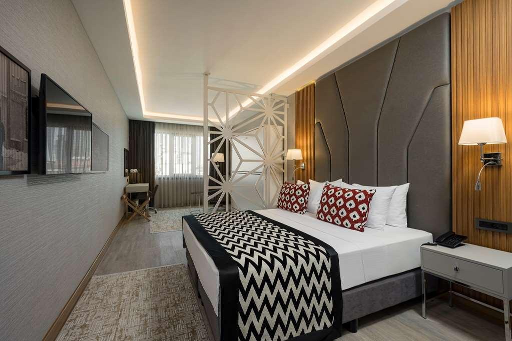 Ramada Encore Sisli Otel *